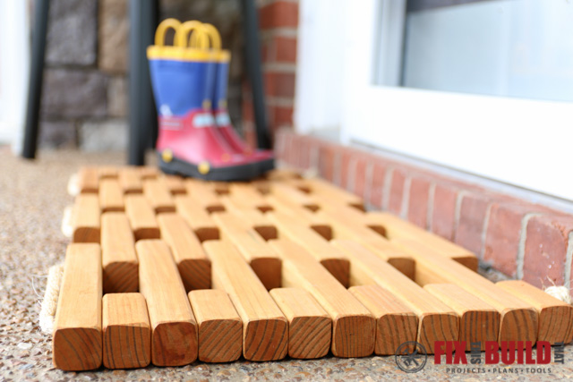 DIY Wooden Doormat-39