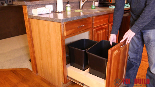 https://fixthisbuildthat.com/wp-content/uploads/2017/03/DIY-Pull-Out-Trash-Can-53.jpg