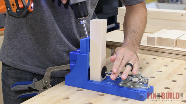 Using a pocket hole jig to join 2x2s