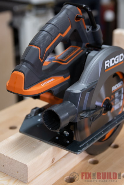 RIDGID octane circular saw dust port