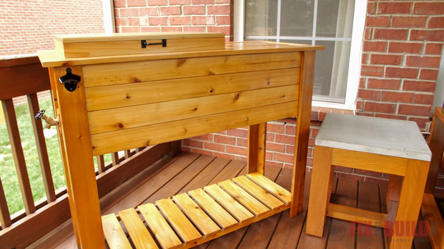 wooden outdoor furniture refinished