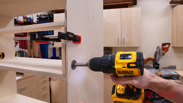 Plans to build a online cordless drill charging station